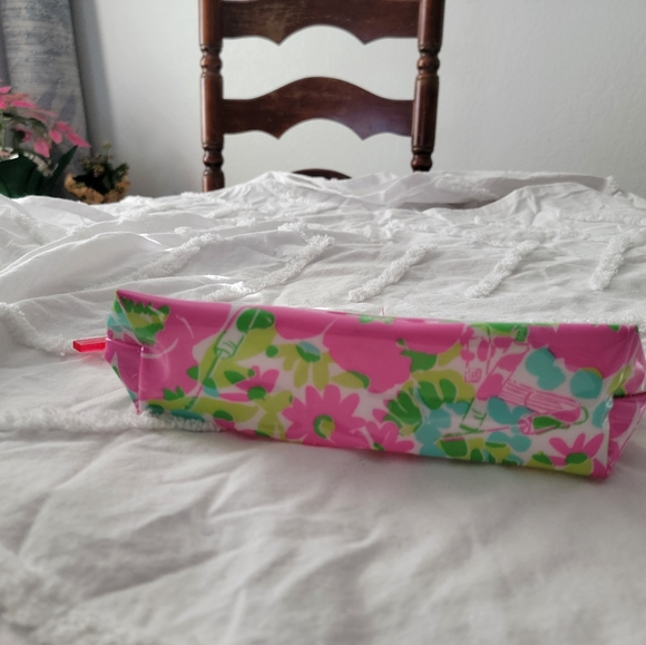 LILY PULITZER ESTE LAUDER MAKEUP BAG PINK FLORAL - Picture 4 of 5